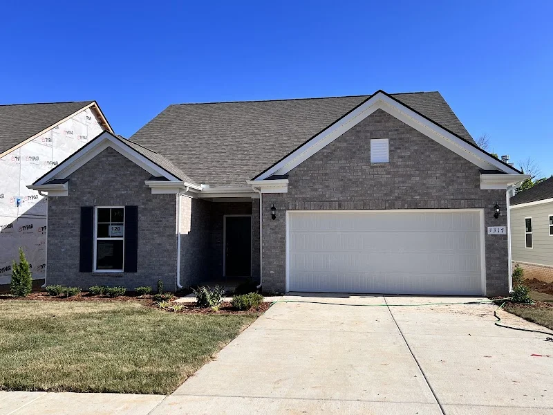Vivian Huston, Selling Nashville, Realtor, RE/MAX Choice Properties, Nashville, TN