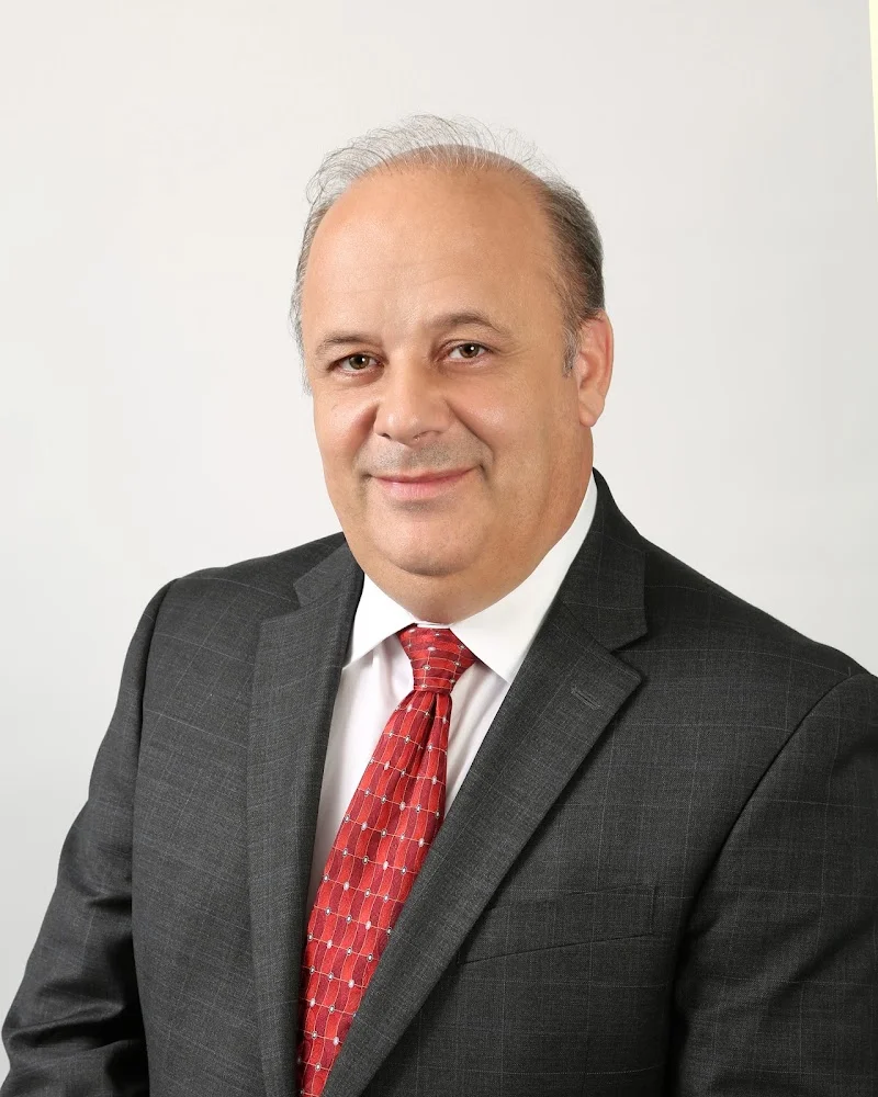 Augusto Verissimo-Real Estate Broker