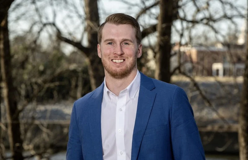 Brandon McIntyre, Real Estate Agent