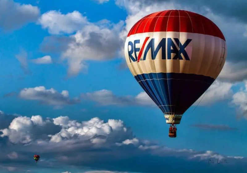 Tania Salinas, RE/MAX Elite