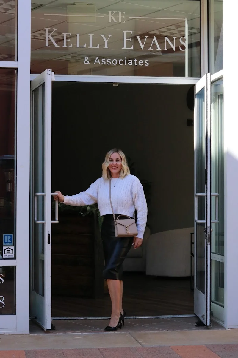 Kelly Evans & Associates – Simi Valley Realtor